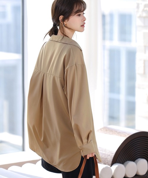 TeddyShop(テディショップ)の「【水陸両用/サイドスリット入り/ヨーク切替え/軽量】長袖 オーバーシャツライク 開襟 ラッシュガード シャツ レディース(ラッシュガード・レディース・ホワイト/ベージュ/ライトブルー/ブラック/イエロー/ブルー系その他・M/L/S)」の13枚目の写真