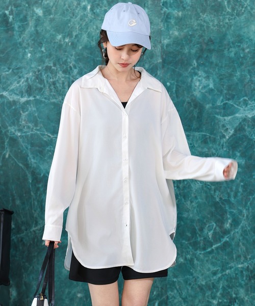 TeddyShop(テディショップ)の「【水陸両用/サイドスリット入り/ヨーク切替え/軽量】長袖 オーバーシャツライク 開襟 ラッシュガード シャツ レディース(ラッシュガード・レディース・ホワイト/ベージュ/ライトブルー/ブラック/イエロー/ブルー系その他・M/L/S)」の22枚目の写真