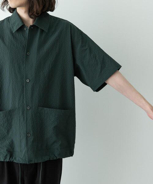 URBAN RESEARCH Sonny Label(アーバンリサーチサニーレーベル)の「シアサッカーショートスリーブコーチシャツ(シャツ/ブラウス・メンズ・グリーン/ブラック/ネイビー・LARGE/MEDIUM)」の18枚目の写真