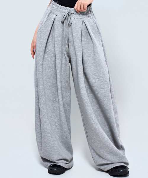 PHYSICAL GARMENTS（フィジカルガーメンツ）の「P2638 ディープピンタックカーブワイドパンツ [3COLOR]（その他パンツ・メンズ・グレー/ブラック・1/2/3）」の5枚目の写真