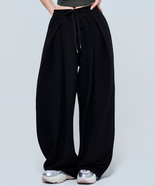 PHYSICAL GARMENTS（フィジカルガーメンツ）の「P2638 ディープピンタックカーブワイドパンツ [3COLOR]（その他パンツ・メンズ・グレー/ブラック・1/2/3）」の8枚目の写真