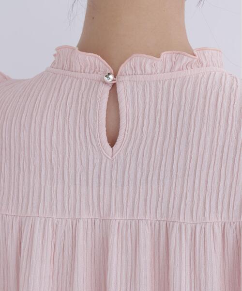 NATURAL BEAUTY BASIC（ナチュラルビューティーベーシック）の「ハイネックフリルスリーブカットソー（Tシャツ/カットソー・レディース・ピンク/オフホワイト/ダークブラウン・ﾌﾘ-）」の4枚目の写真