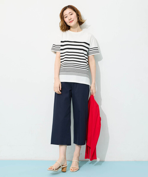 Petit Honfleur(プチオンフルール)の「パネルボーダーTシャツ【接触冷感・UVカット・オーガニックコットンブレンド】(Tシャツ/カットソー・レディース・ホワイト/ネイビー・M/L)」の12枚目の写真
