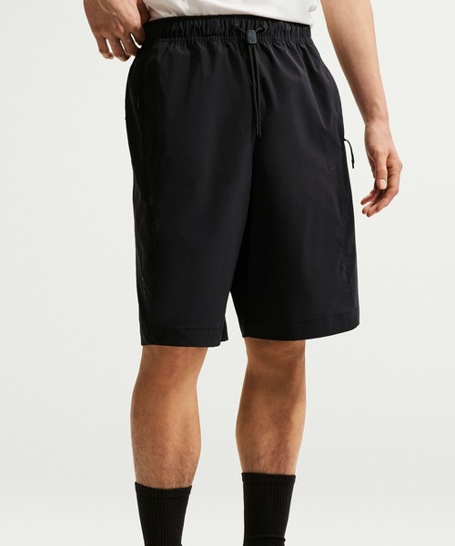 NIKE(ナイキ)の「NIKE NK UV TECH SUN SHORT IF1305(その他パンツ・メンズ・ブラック・M/L)」の4枚目の写真