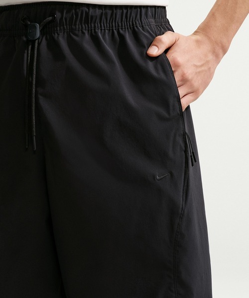 NIKE(ナイキ)の「NIKE NK UV TECH SUN SHORT IF1305(その他パンツ・メンズ・ブラック・M/L)」の6枚目の写真