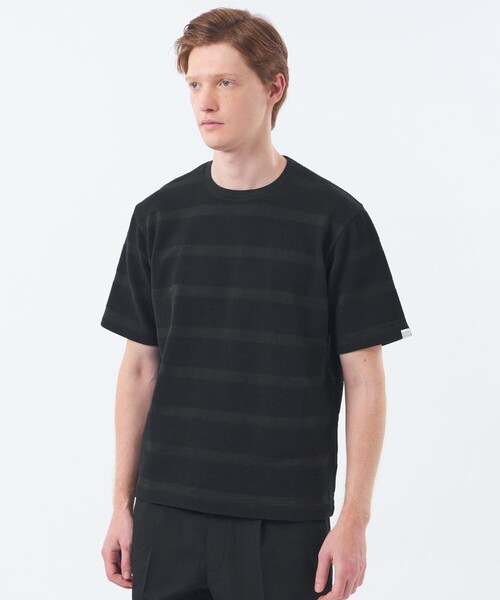 MACKINTOSH PHILOSOPHY（ﾏｯｷﾝﾄｯｼｭ ﾌｨﾛｿﾌｨｰ）の「クルーネックTシャツ ポップコーンシャドーボーダー（Tシャツ/カットソー・メンズ・チャコールグレー/ホワイト/ブラック・40/38）」の2枚目の写真