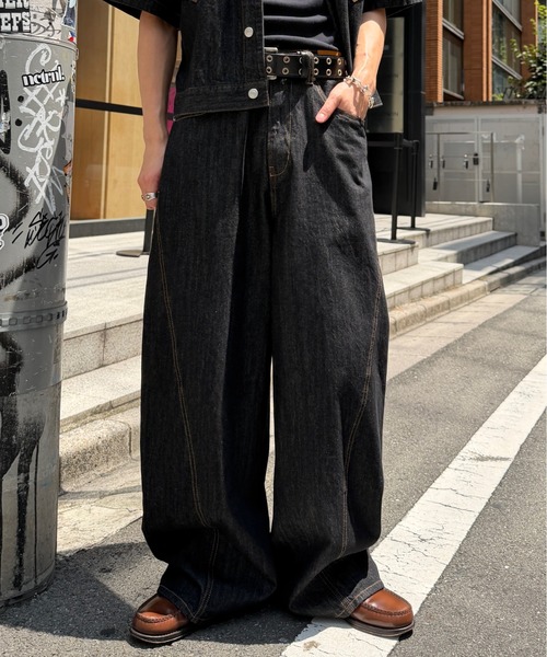 ADAMASTE(アダマスト)の「Western 3panel Buggy Denim Pants - ウエスタン3パネルバギーデニムパンツ【セットアップ対応】(デニムパンツ・メンズ・ブラック/インディゴブルー・SMALL/MEDIUM/LARGE)」の3枚目の写真