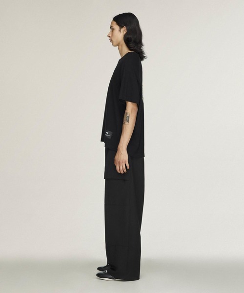 Y-3(ワイスリー)の「Y-3 ARCHIVE 06 SHORT SLEEVE TEE(Tシャツ/カットソー・メンズ・ブラック・SMALL/MEDIUM/LARGE/X-LARGE/XX-LARGE/X-SMALL)」の8枚目の写真