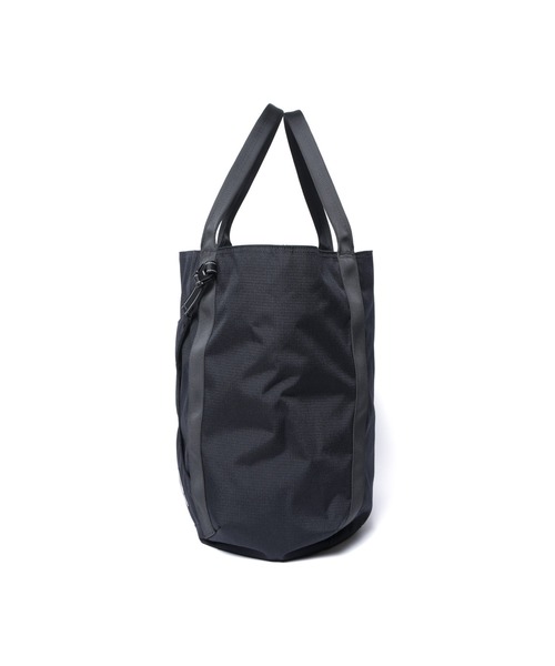 F.C.Real Bristol(エフシーレアルブリストル)の「CORDURA RIPSTOP ADJUSTABLE TOTE BAG(トートバッグ・メンズ・ブラック・FREE)」の6枚目の写真