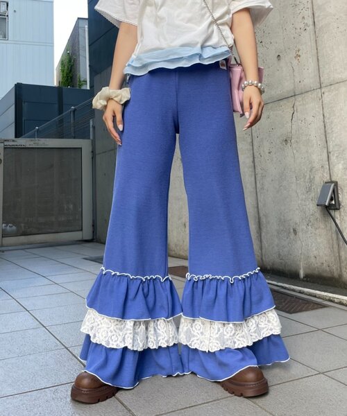 HELLO.SANFRANCISCO(ハローサンフランシスコ)の「【HELLO.SANFRANCISCO】レースフリルワッフルパンツ(その他パンツ・レディース・ブラック/ブルー・MEDIUM/SMALL)」の1枚目の写真