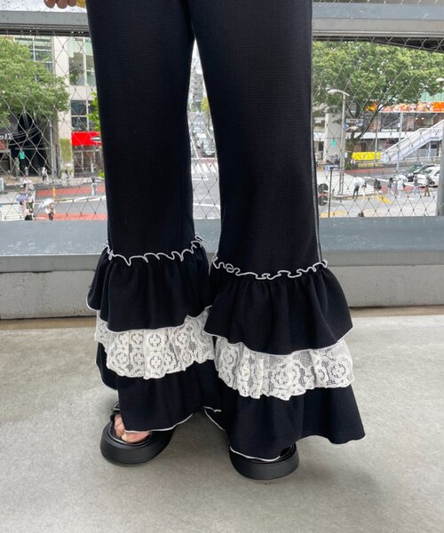 HELLO.SANFRANCISCO(ハローサンフランシスコ)の「【HELLO.SANFRANCISCO】レースフリルワッフルパンツ(その他パンツ・レディース・ブラック/ブルー・MEDIUM/SMALL)」の13枚目の写真