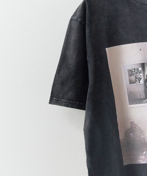 ROOPTOKYO(ループトウキョウ)の「Pink Floyd/ピンク・フロイド Unisex Stone Wash T-Shirt: Ummagumma(Black)(Back print) バンドTシャツ プリントTシャツ 半袖 クルーネック ロック ストリート メンズ レディース 秋 秋服 2026年秋冬(Tシャツ/カットソー・メンズ・ブラック・S/M/L/XL)」の5枚目の写真