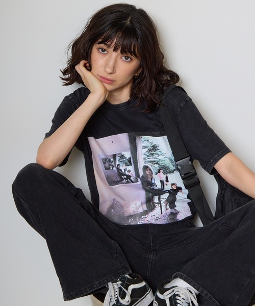 ROOPTOKYO(ループトウキョウ)の「Pink Floyd/ピンク・フロイド Unisex Stone Wash T-Shirt: Ummagumma(Black)(Back print) バンドTシャツ プリントTシャツ 半袖 クルーネック ロック ストリート メンズ レディース 秋 秋服 2026年秋冬(Tシャツ/カットソー・メンズ・ブラック・S/M/L/XL)」の13枚目の写真