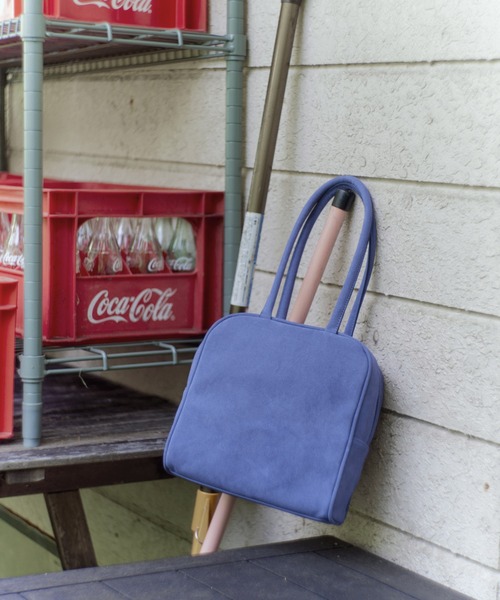 shesaidthat(シーセッドザット)の「shesaidthat - スウェードスクエアバッグ / Suede Square Bag(ハンドバッグ・レディース・パープル/ブラウン/ダークブルー・FREE)」の2枚目の写真