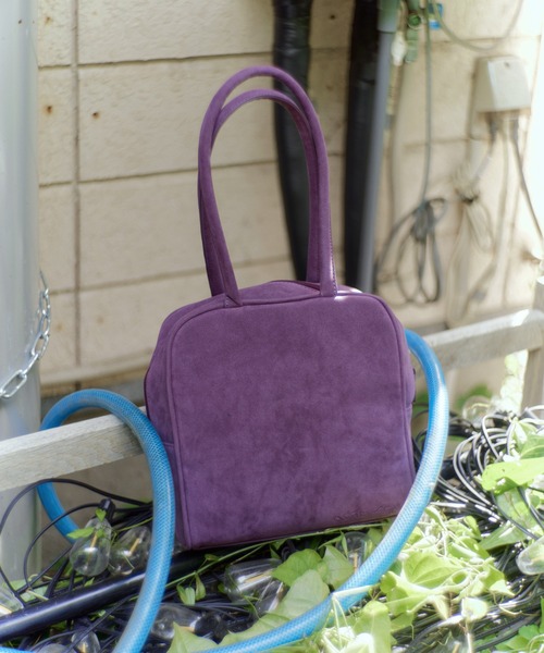 shesaidthat(シーセッドザット)の「shesaidthat - スウェードスクエアバッグ / Suede Square Bag(ハンドバッグ・レディース・パープル/ブラウン/ダークブルー・FREE)」の21枚目の写真