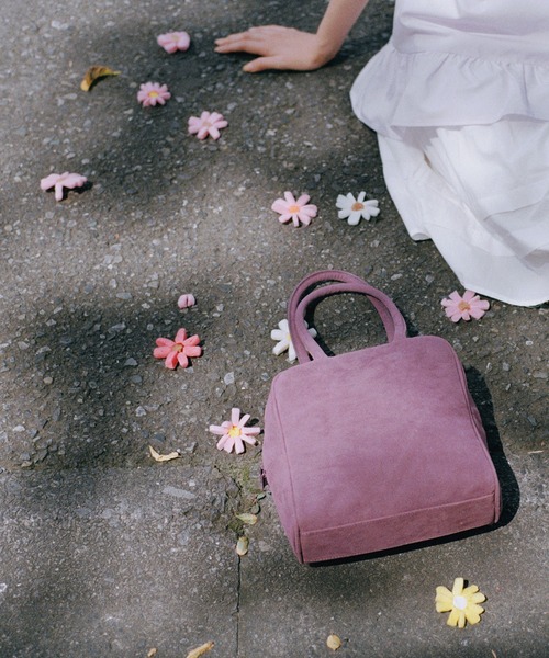 shesaidthat(シーセッドザット)の「shesaidthat - スウェードスクエアバッグ / Suede Square Bag(ハンドバッグ・レディース・パープル/ブラウン/ダークブルー・FREE)」の19枚目の写真