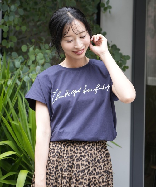 Ehre style(エーレスタイル)の「さりげなさが◎大人の新ロゴTコーデ7選(Tシャツ/カットソー・レディース・ホワイト・FREE)」の6枚目の写真