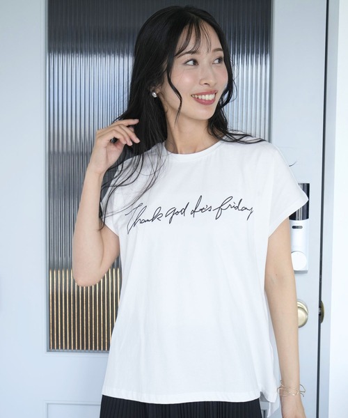 Ehre style(エーレスタイル)の「さりげなさが◎大人の新ロゴTコーデ7選(Tシャツ/カットソー・レディース・ホワイト・FREE)」の18枚目の写真