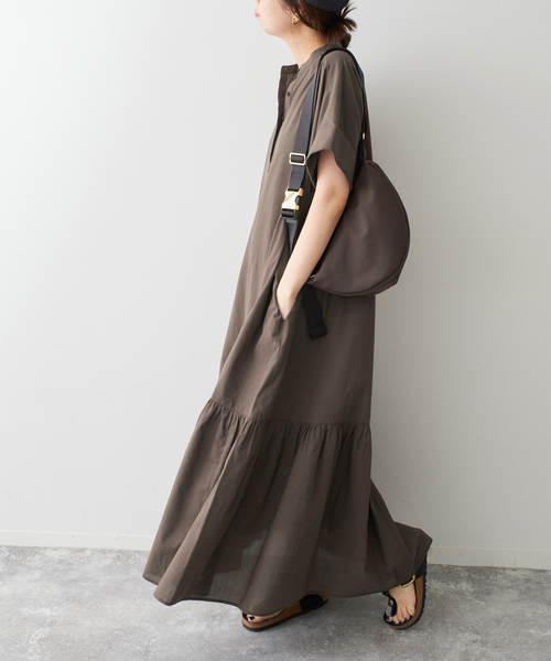 Spick & Span(スピックアンドスパン)の「《追加》ローンティアードマキシワンピース(ワンピース・レディース・ブラウン/ブラック・FREE)」の17枚目の写真