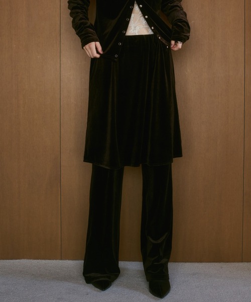 ELTONE(エルトーン)の「ベロアレイヤードフレアパンツ(その他パンツ・レディース・ブラック/ブラウン・SMALL/MEDIUM)」の14枚目の写真
