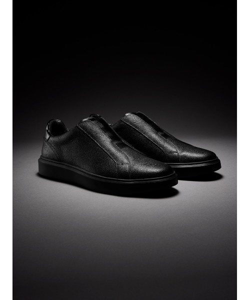 AOURE（アウール）の「DEVICE1 QUICK NERO（スニーカー・メンズ・ブラック・25.5cm/26.5cm/27.5cm/28.5cm）」の2枚目の写真