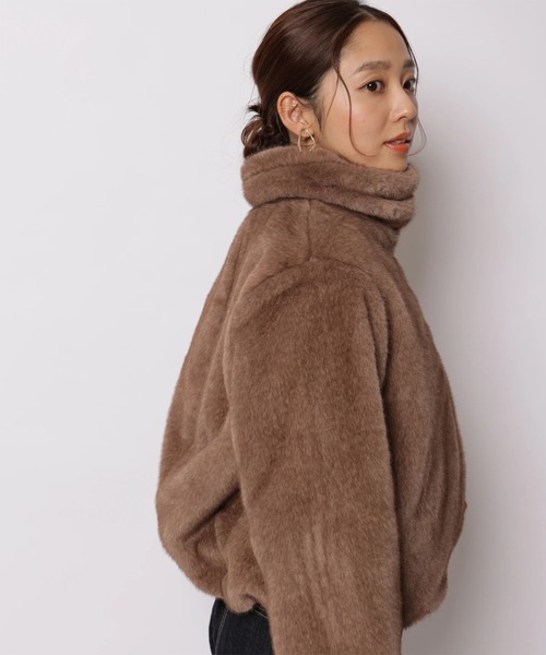 JUSGLITTY(ジャスグリッティー)の「ダブルジップフェイクファージャケット(その他アウター・レディース・ブラウン/ホワイト・1/2)」の3枚目の写真