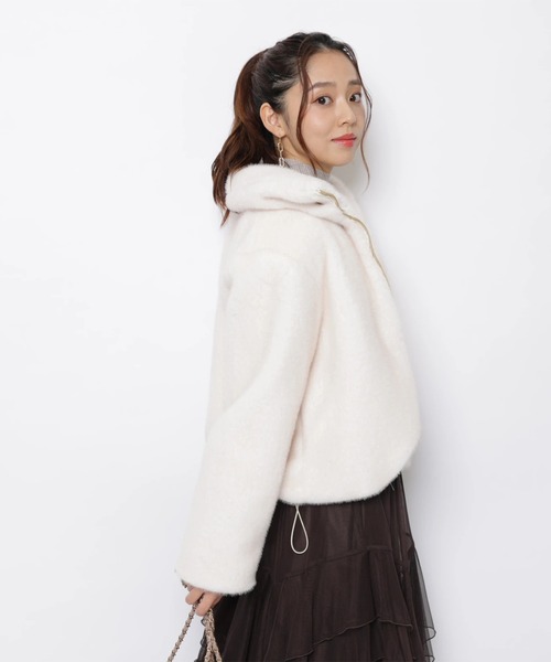 JUSGLITTY(ジャスグリッティー)の「ダブルジップフェイクファージャケット(その他アウター・レディース・ブラウン/ホワイト・1/2)」の13枚目の写真