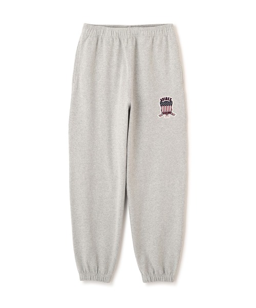 AVIREX(アヴィレックス)の「SIGNATURE VARSITY LOGO SWEAT PANTS / シグネチャーバーシティー ロゴ スウェットパンツ / AVIREX / アヴィレックス(スウェットパンツ・メンズ・ブラック/ネイビー/グレー/レッド/オフホワイト・MEDIUM/LARGE/X-LARGE/XX-LARGE)」の3枚目の写真