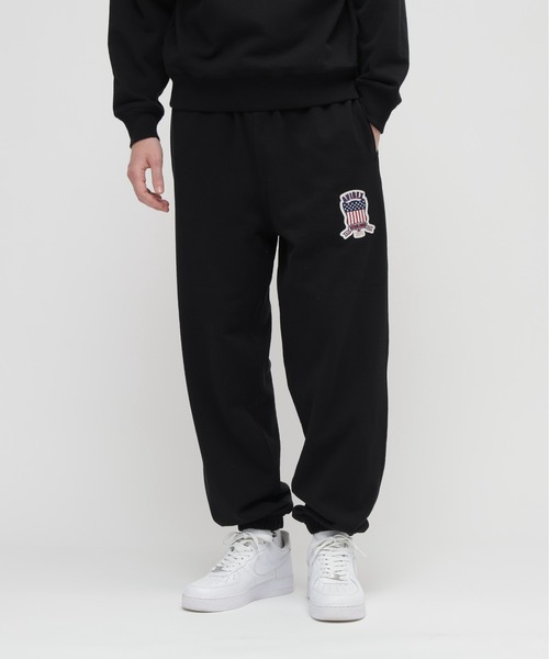 AVIREX(アヴィレックス)の「SIGNATURE VARSITY LOGO SWEAT PANTS / シグネチャーバーシティー ロゴ スウェットパンツ / AVIREX / アヴィレックス(スウェットパンツ・メンズ・ブラック/ネイビー/グレー/レッド/オフホワイト・MEDIUM/LARGE/X-LARGE/XX-LARGE)」の12枚目の写真