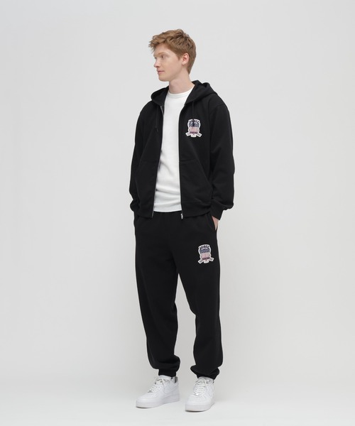 AVIREX(アヴィレックス)の「SIGNATURE VARSITY LOGO SWEAT PANTS / シグネチャーバーシティー ロゴ スウェットパンツ / AVIREX / アヴィレックス(スウェットパンツ・メンズ・ブラック/ネイビー/グレー/レッド/オフホワイト・MEDIUM/LARGE/X-LARGE/XX-LARGE)」の21枚目の写真