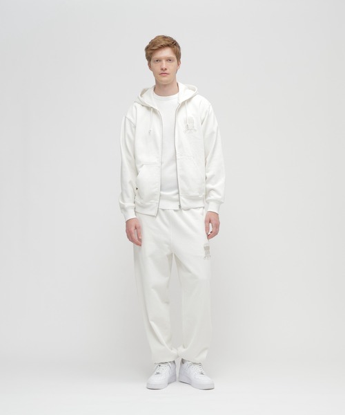 AVIREX(アヴィレックス)の「SIGNATURE VARSITY LOGO SWEAT PANTS / シグネチャーバーシティー ロゴ スウェットパンツ / AVIREX / アヴィレックス(スウェットパンツ・メンズ・ブラック/ネイビー/グレー/レッド/オフホワイト・MEDIUM/LARGE/X-LARGE/XX-LARGE)」の8枚目の写真