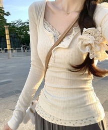 レイヤード風小花柄ヘンリーネックリブカットソー