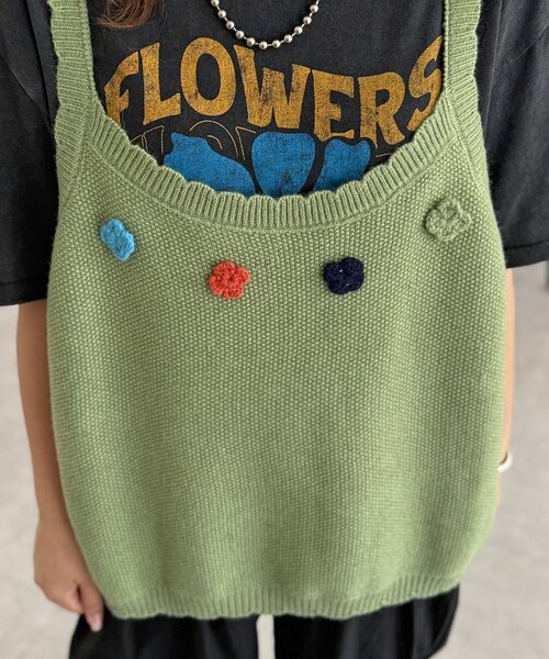 CPCM(シーピーシーエム)の「花刺繍ニットベスト(ニット/セーター・レディース・グリーン/レッド/イエロー・FREE)」の9枚目の写真