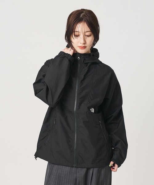 THE NORTH FACE(ザノースフェイス)の「<THE NORTH FACE>コンパクト ジャケット(マウンテンパーカー・レディース・ブラック/ベージュ・L)」の4枚目の写真