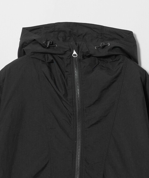 THE NORTH FACE(ザノースフェイス)の「<THE NORTH FACE>コンパクト ジャケット(マウンテンパーカー・レディース・ブラック/ベージュ・L)」の11枚目の写真