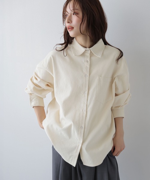 La-gemme(ラジェム)の「コーデュロイ調オーバーサイズ/軽アウター/体型カバー(シャツ/ブラウス・レディース・ブラウン/ブラック/ブルーグリーン/アイボリー・フリー)」の2枚目の写真