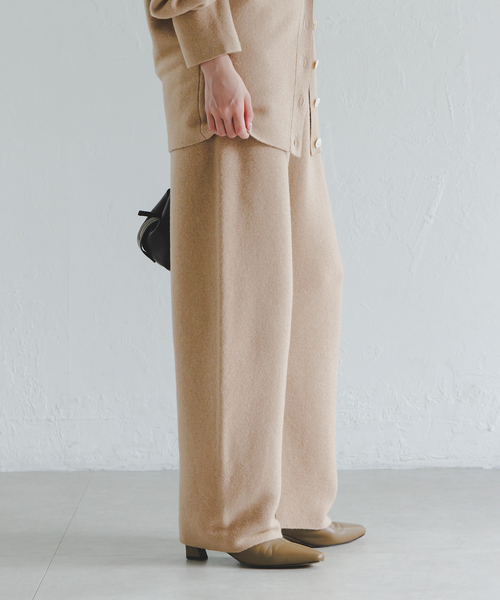 Noble(ノーブル)の「《・セットアップ対応》スムース バレルパンツ(その他パンツ・レディース・ベージュ/キャメル・38/36)」の9枚目の写真