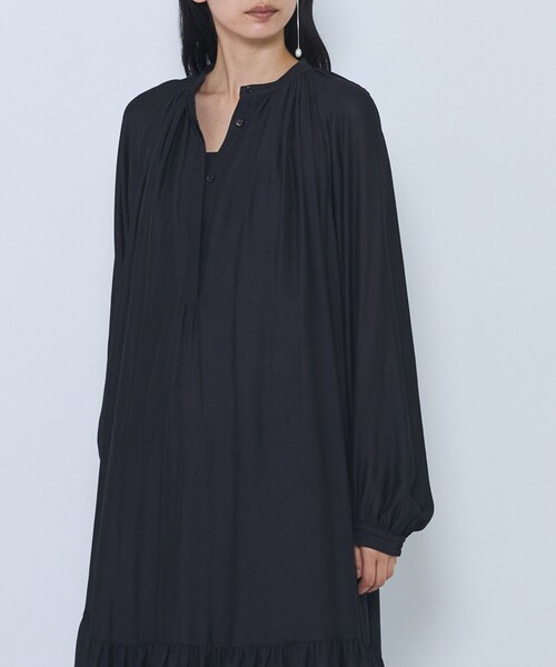 1er Arrondissement(プルミエアロンディスモン)の「ギャザーティアードワンピース(ワンピース・レディース・ブラウン/ブラック・36/38)」の10枚目の写真