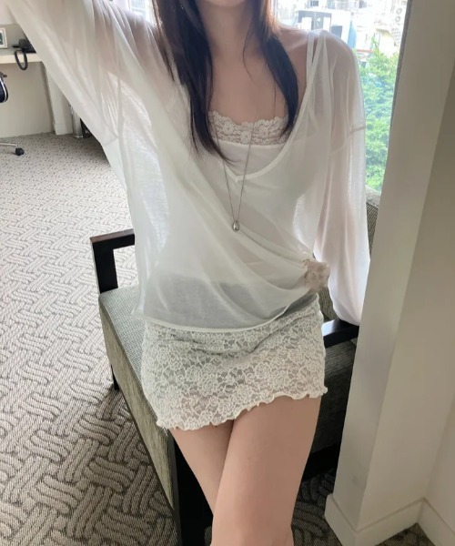 LOENNE(ロエヌ)の「Lace Trim Rib Camisole / レーストリムリブキャミソール(Tシャツ/カットソー・レディース・ホワイト/ブラック/ミント・FREE)」の17枚目の写真