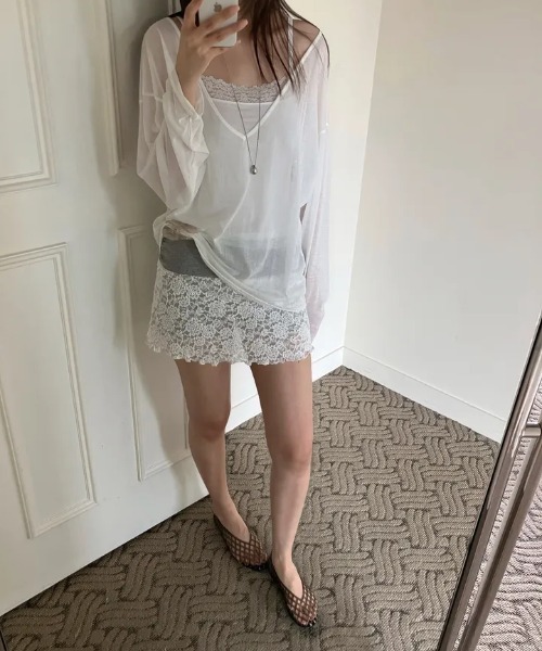 LOENNE(ロエヌ)の「Lace Trim Rib Camisole / レーストリムリブキャミソール(Tシャツ/カットソー・レディース・ホワイト/ブラック/ミント・FREE)」の18枚目の写真
