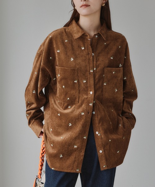 210nouve（トゥージュヌーブ）の「コーデュロイ 花柄 刺繍 ビッグ シャツ ジャケット（シャツ/ブラウス・レディース・ブラウン/アイボリー・FREE）」の8枚目の写真