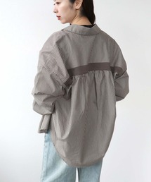 Backヨークテープシャツ