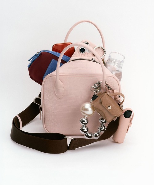 ajew(エジュー)の「Croco square bag(ハンドバッグ・レディース・ダークブラウン系/アイボリー/ブラック/ピンク系その他・FREE)」の5枚目の写真