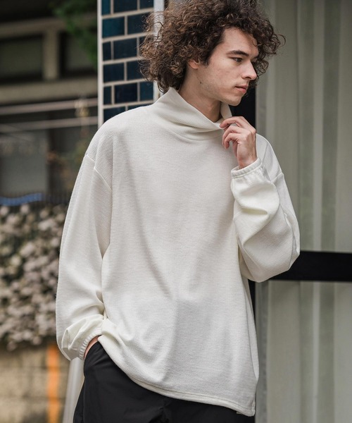 CAMBIO(カンビオ)の「mlt5884-Honeycomb Knit Loose High Neck Pullover ルーズネックトップス(A78726cmb)(Tシャツ/カットソー・メンズ・ホワイト/ブラック/チャコール・L/M/S)」の4枚目の写真