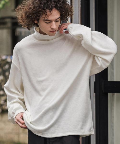 CAMBIO(カンビオ)の「mlt5884-Honeycomb Knit Loose High Neck Pullover ルーズネックトップス(A78726cmb)(Tシャツ/カットソー・メンズ・ホワイト/ブラック/チャコール・L/M/S)」の6枚目の写真