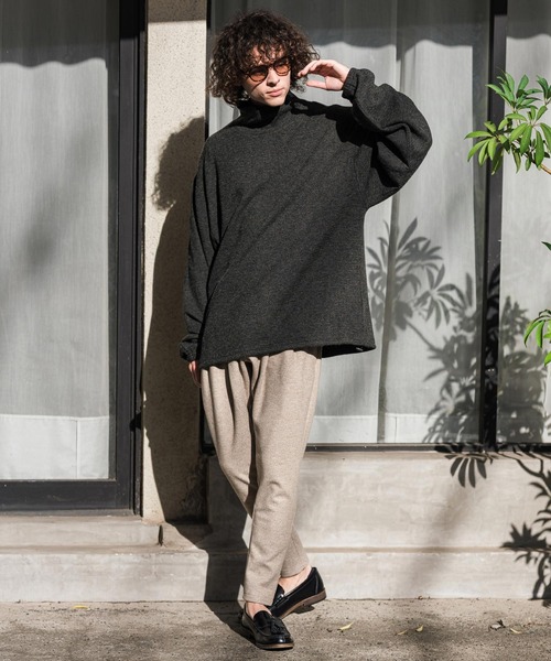 CAMBIO(カンビオ)の「mlt5884-Honeycomb Knit Loose High Neck Pullover ルーズネックトップス(A78726cmb)(Tシャツ/カットソー・メンズ・ホワイト/ブラック/チャコール・L/M/S)」の20枚目の写真