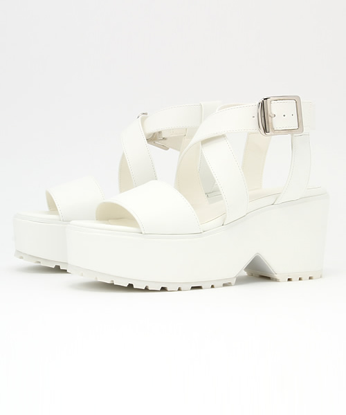 SLY（スライ）の「CROSS PLATFORM SANDAL（サンダル・レディース・ベージュ/ブラック/ホワイト・LARGE/SMALL/MEDIUM）」の2枚目の写真