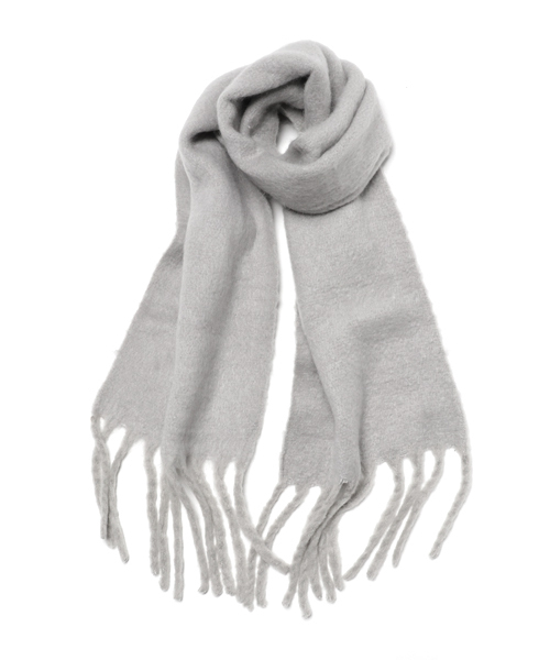 coca(coca)(コカ)の「ふわふわ起毛ロング丈マフラー(マフラー・レディース・グレー/ホワイト/ベージュ/ブラウン/アイボリー/グリーン/ブラック/グレー系その他/イエロー・ONE SIZE)」の5枚目の写真