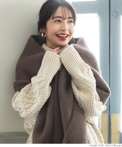 coca(coca)(コカ)の「ふわふわ起毛ロング丈マフラー(マフラー・レディース・グレー/ホワイト/ベージュ/ブラウン/アイボリー/グリーン/ブラック/グレー系その他/イエロー・ONE SIZE)」の20枚目の写真