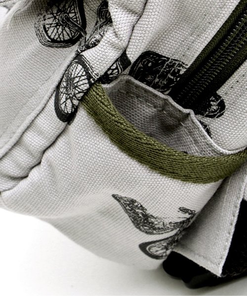 Ampersand（アンパサンド）の「3柄リュック（バックパック/リュック・キッズ・キナリ/ネイビー/グレー・X-SMALL/SMALL/MEDIUM）」の6枚目の写真